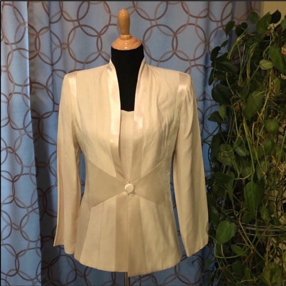D. J. Summers Cream Colored Blazer EUC - Picture 1 of 7